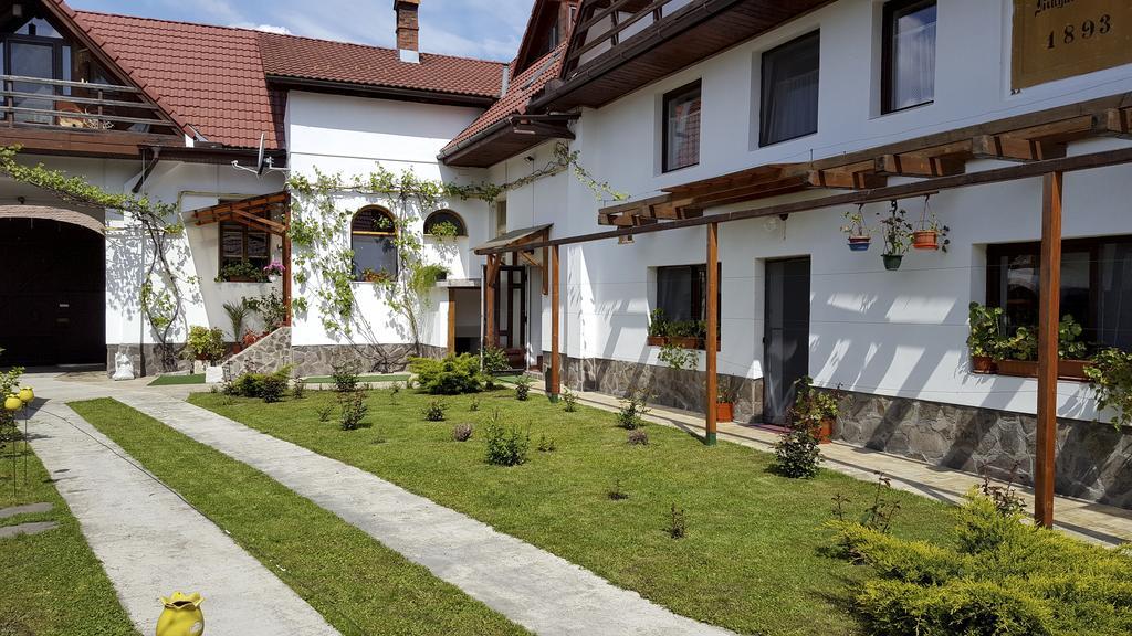 Casa Gross Hotel Cristian  Exterior photo