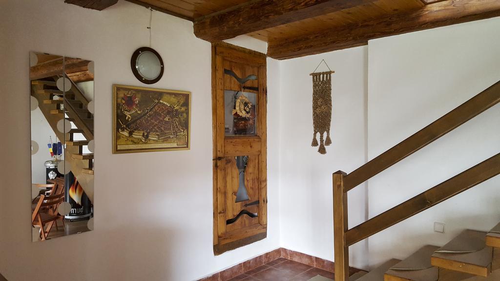 Casa Gross Hotel Cristian  Exterior photo
